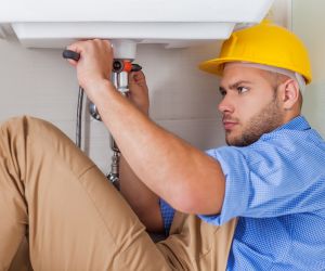 Why Choose Professional Plumbers